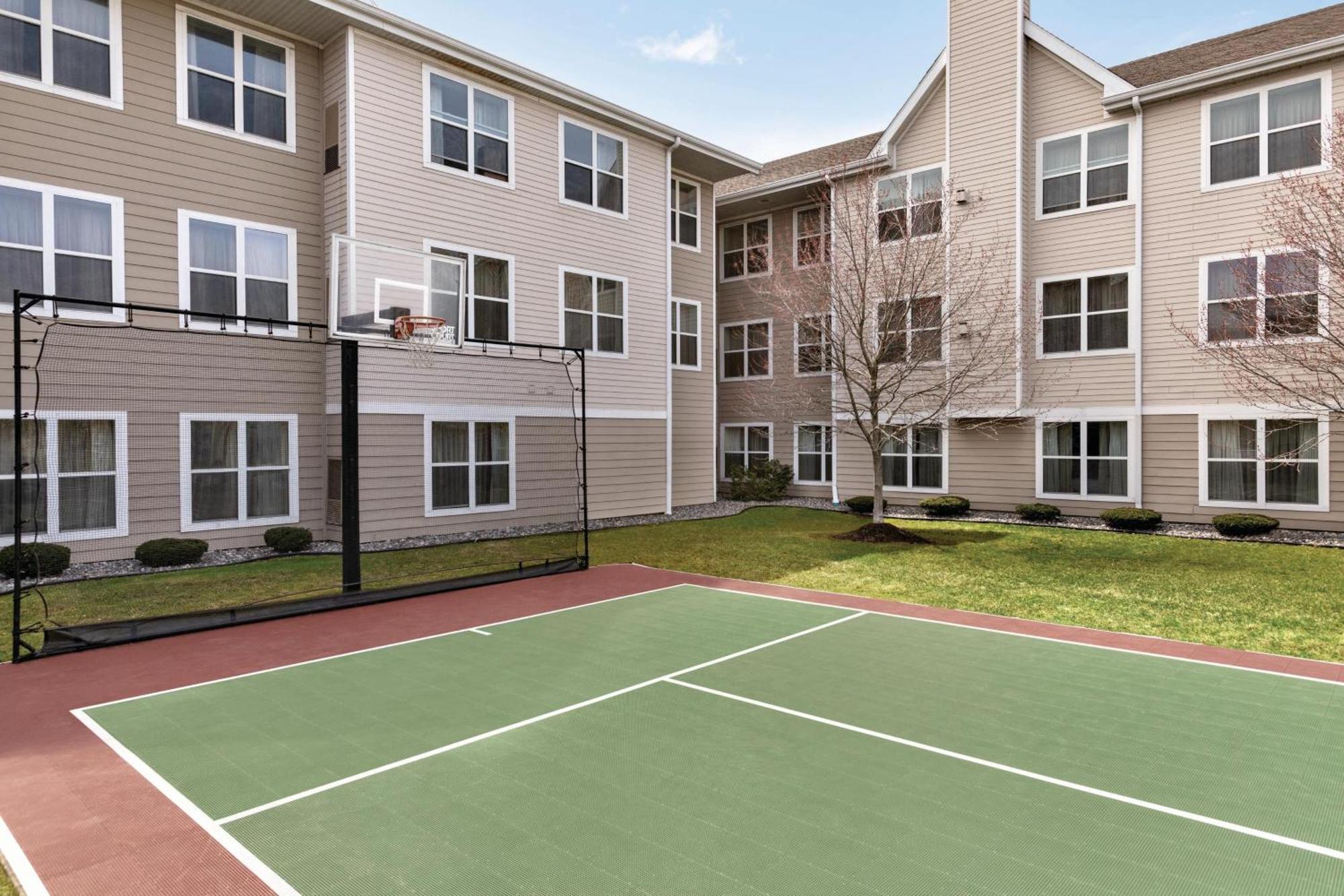 Residence Inn By Marriott Buffalo Galleria Mall Cheektowaga Exterior photo